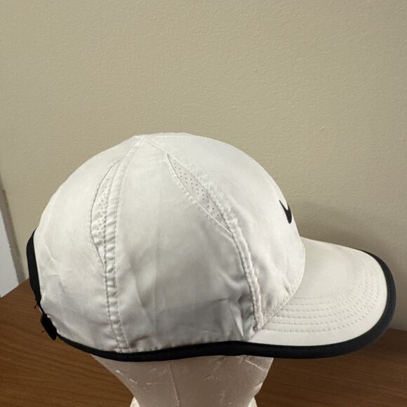 Nike Hat Cap Strap Back White Black Swoosh Featherlight Golf Tennis Running - Picture 8 of 13